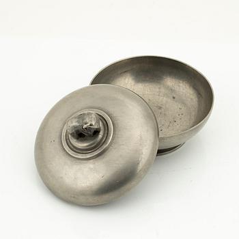 Sylvia Stave, a pewter lidded bowl, probably CG Hallberg, Stockholm mid 20th century.