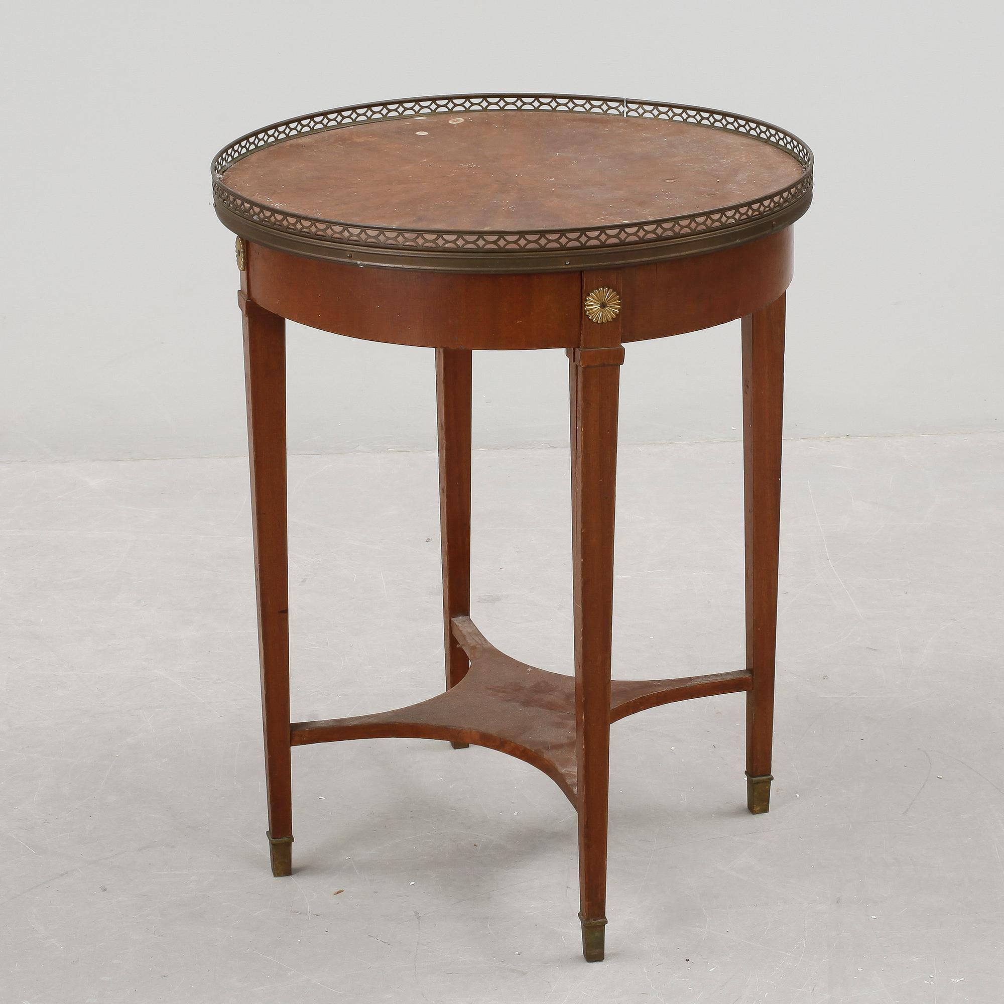 BORD, Louis XVI stil, sent 1800-tal.