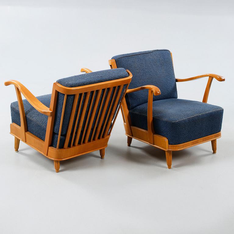A pair of lounge chairs, deisgned by Svante Skogh for Förenade Möbelfabriken in Linköping, 1940s.