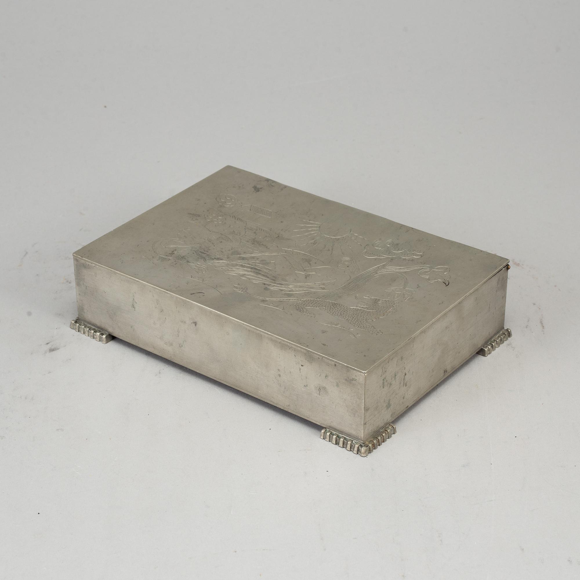 NILS FOUGSTEDT, atributed to, a pewter box, Svenskt Tenn, Stockholm 1935.