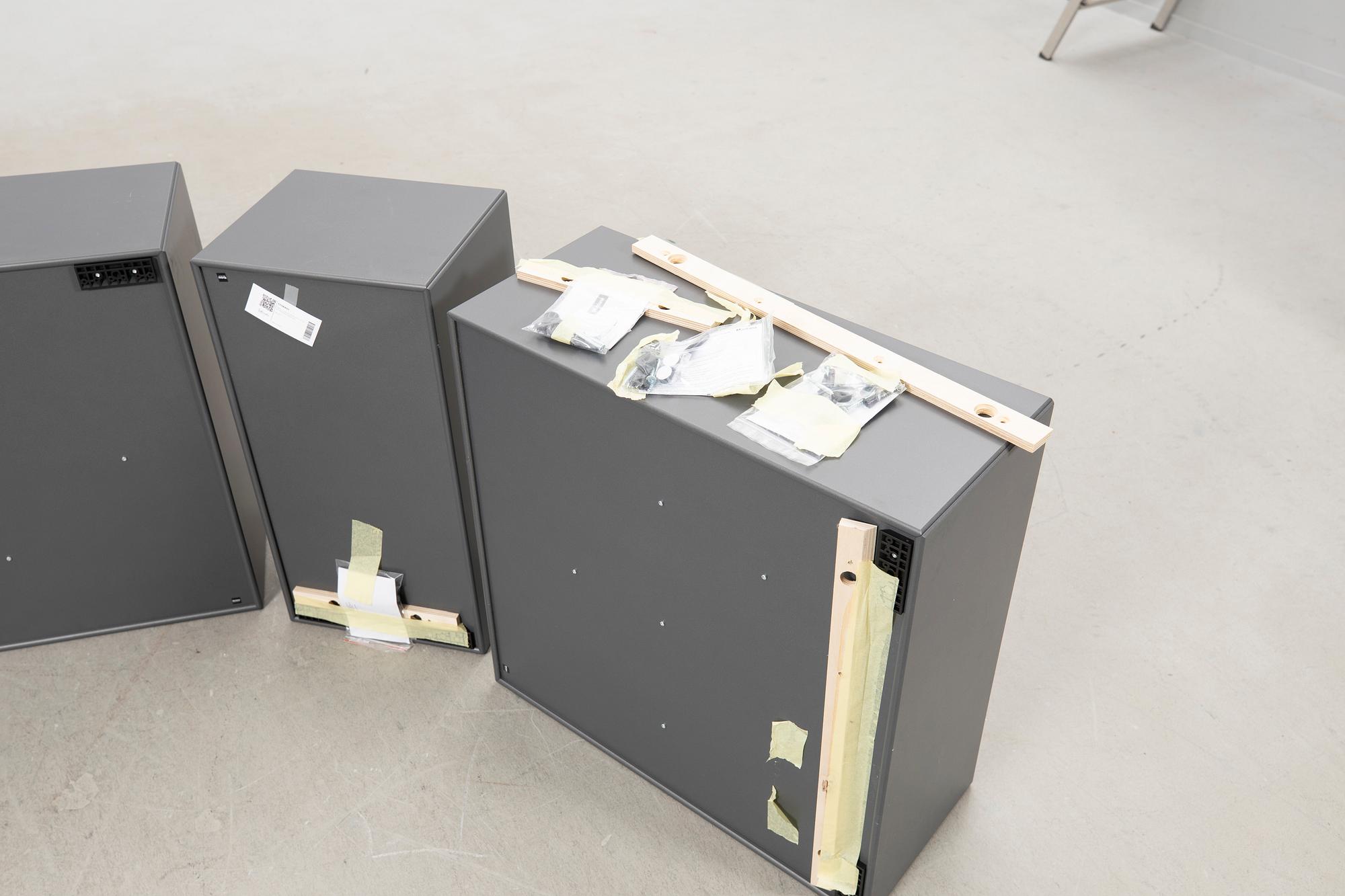 Peter J Lassen, Shelf system, 5 dlr for Montana, Denmark.