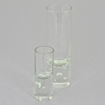 GLASSERVISDELAR, 18 st, glas, "Pippi", Walter Hickman, Kosta, 1960-tal.