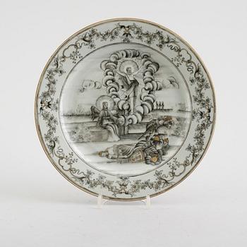 A 'European Subject' grisaille dish with a biblical scene, Qianlong (1736-1795).