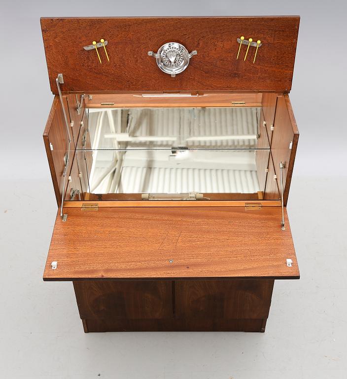 BARSKÅP, 1900-talets andra hälft.