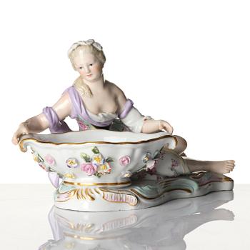 A pair of porcelain salt cellars, Meissen, Germany, late 19th century.