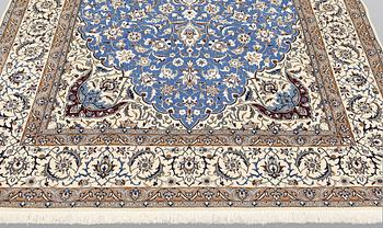 Matta, Nain part silk, s k 9LAA, ca 500,000 knutar/kvm, 331 x 220 cm.