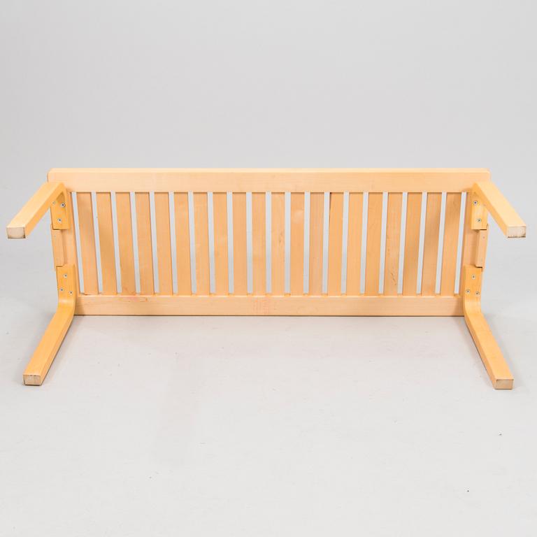 ALVAR AALTO, RITILÄPENKKI, 153A, Artek, 1900-luvun loppupuoli. Muotoiltu v. 1945.