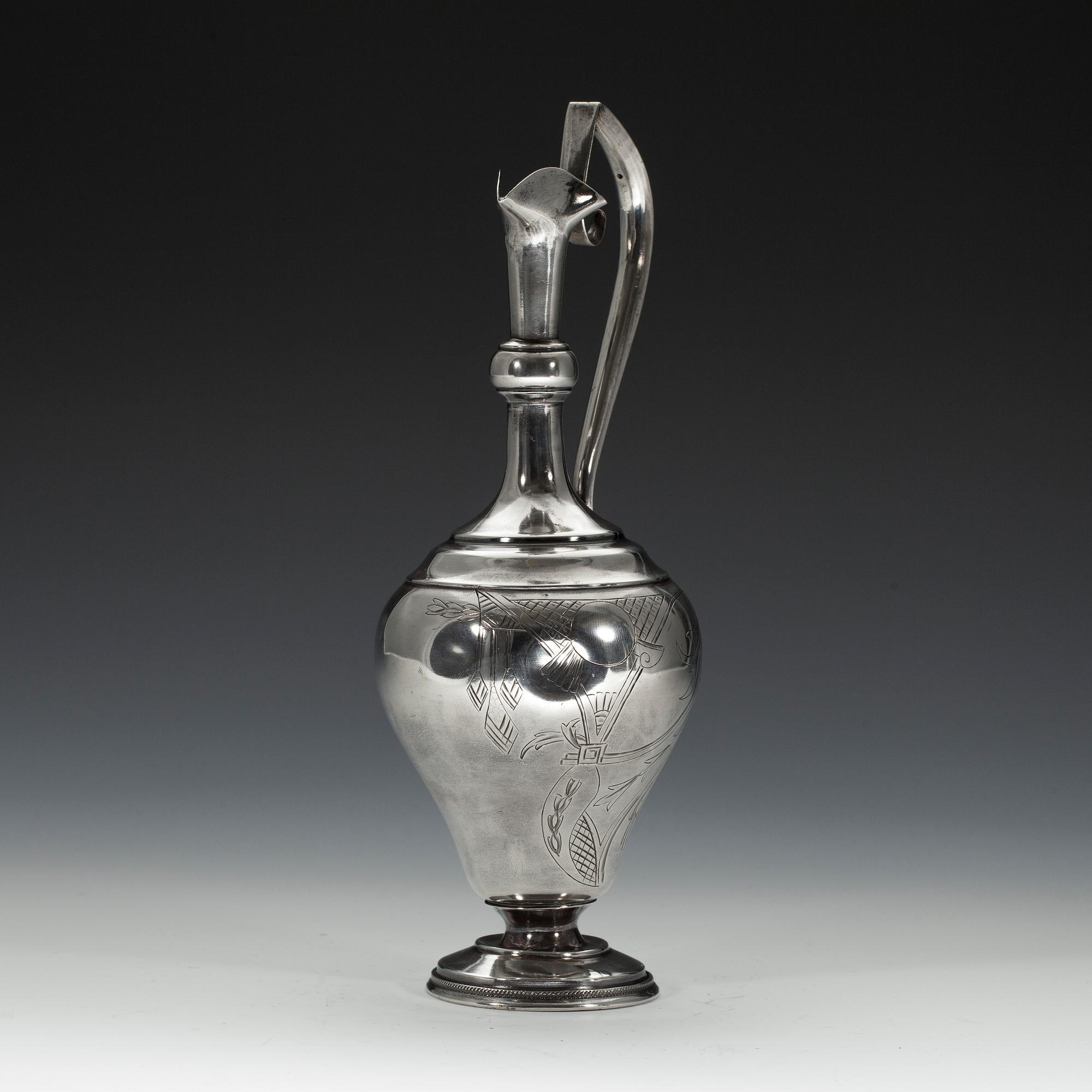 KANNA, silver, mästarstämplar НСС (kyrilliska), Moskva 1908-1917. Vikt 199 g.