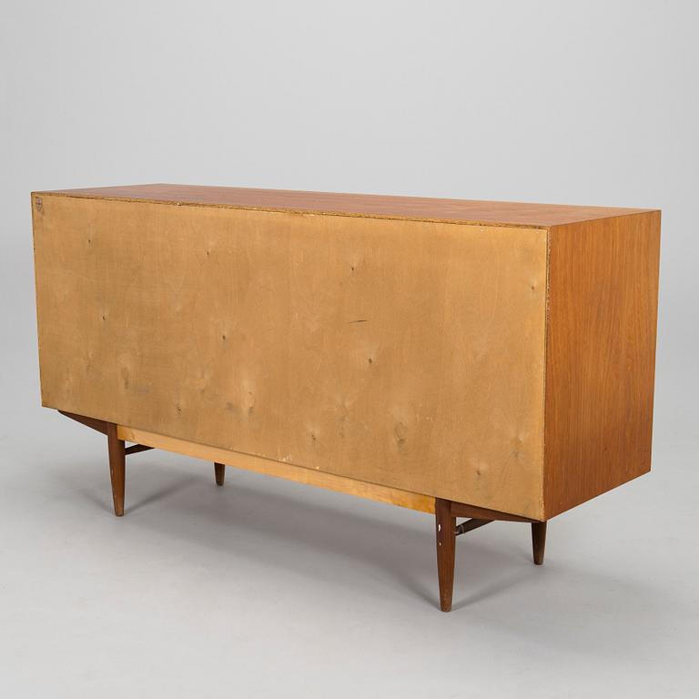 Olli Borg, a mid-20th century '4004' sideboard for Asko.