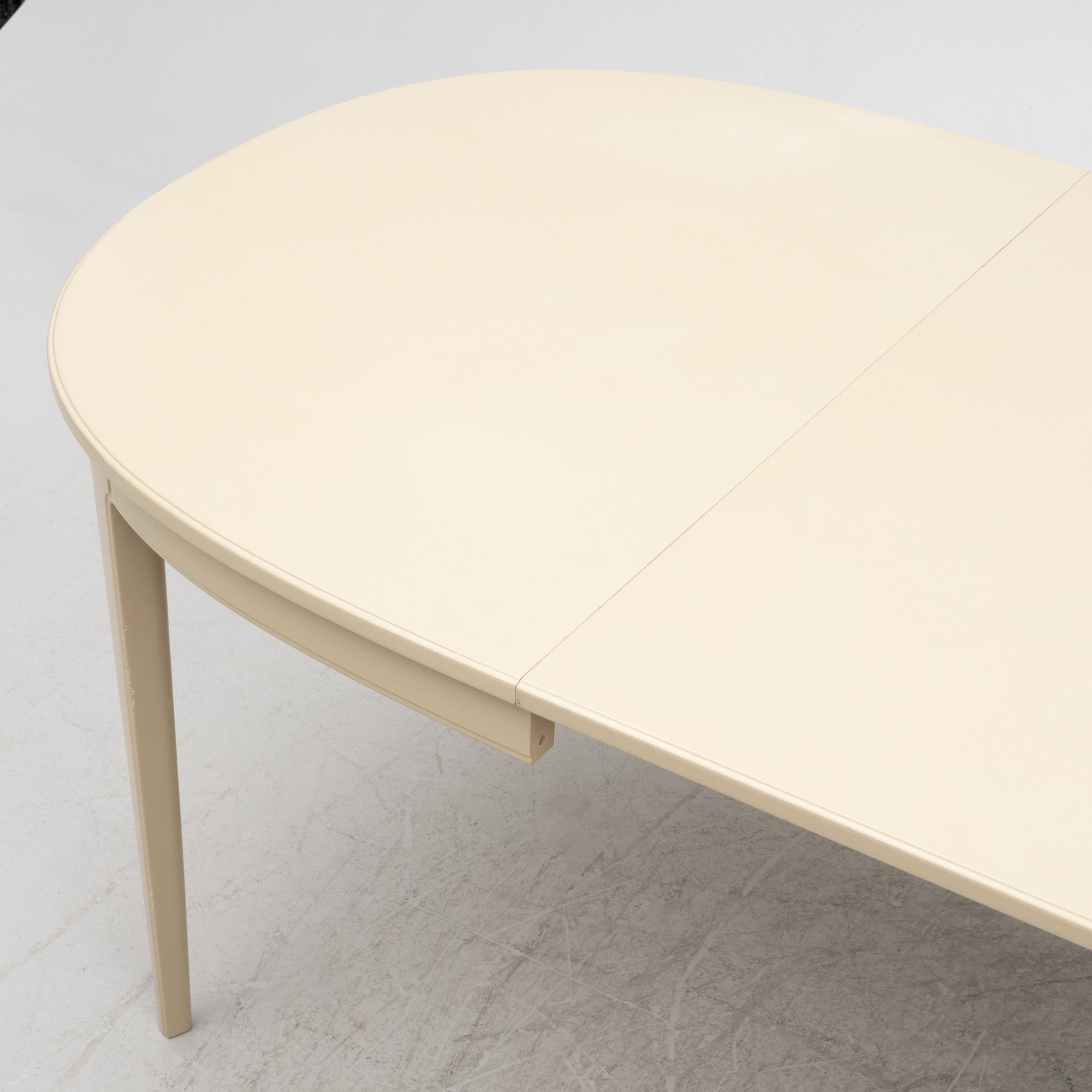 Carl Malmsten, a 'herrgården dining table, second part of the 20th century.