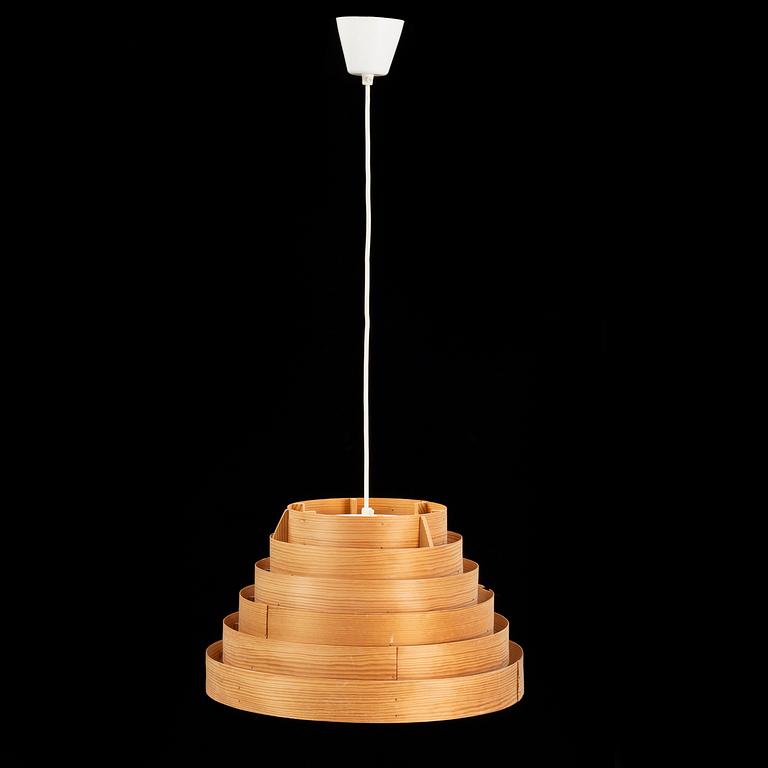 Hans-Agne Jakobsson, a pine 'T-454'/'Buttle' pendant light from Elysett AB, Markaryd.