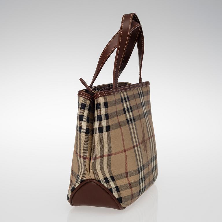 KÄSILAUKKU, Burberry.