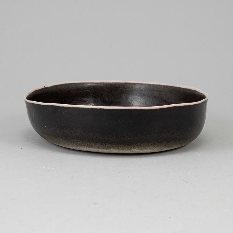 A stonewear dish by Jane Reumert.