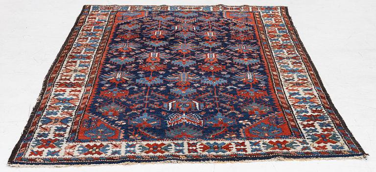 Matta, Meshed, ca 192 x 128 cm.