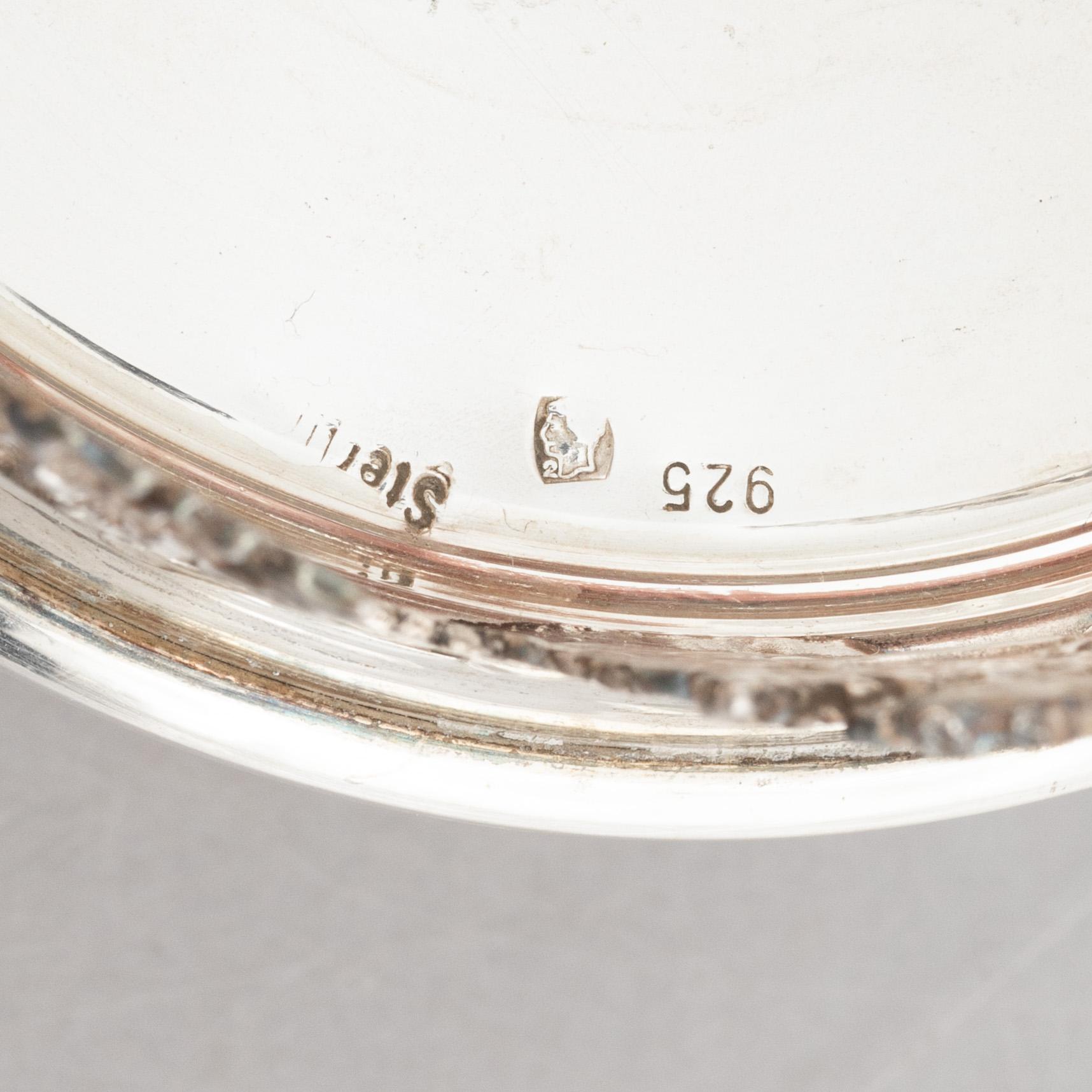 Coasters/flaskunderlägg, ett par, sterlingsilver, 1900-tal.