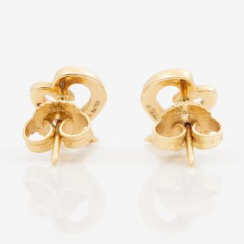 Tiffany & Co a pair of earrings 18K gold in the shape of hearts design Paloma Picasso.