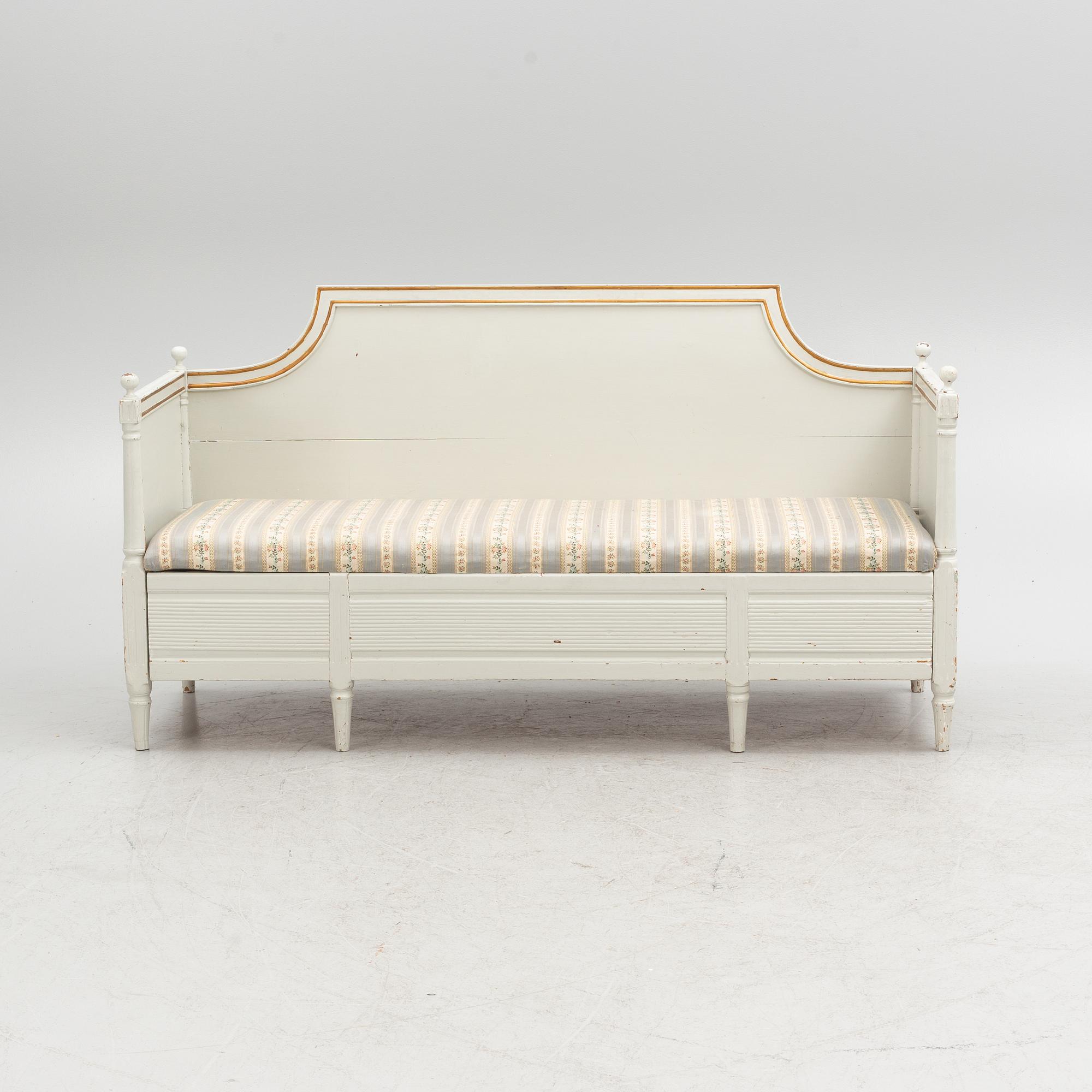 Soffa, gustaviansk stil 1800-tal.