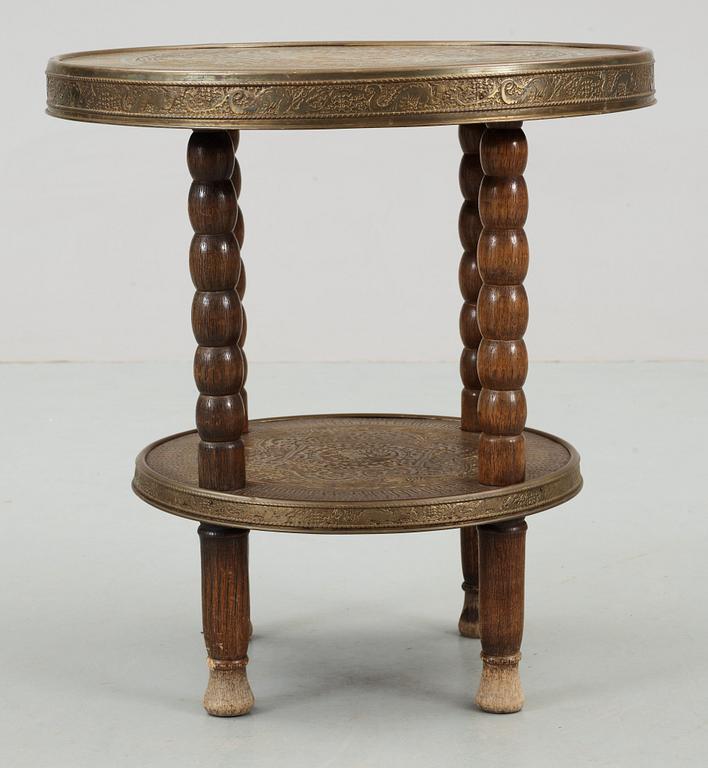 RÖKBORD, orientaliskt, 1900-tal.