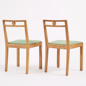 Axel Einar Hjorth, a pair of oak "Dagmar" chairs, Nordiska Kompaniet, Sweden, 1937.