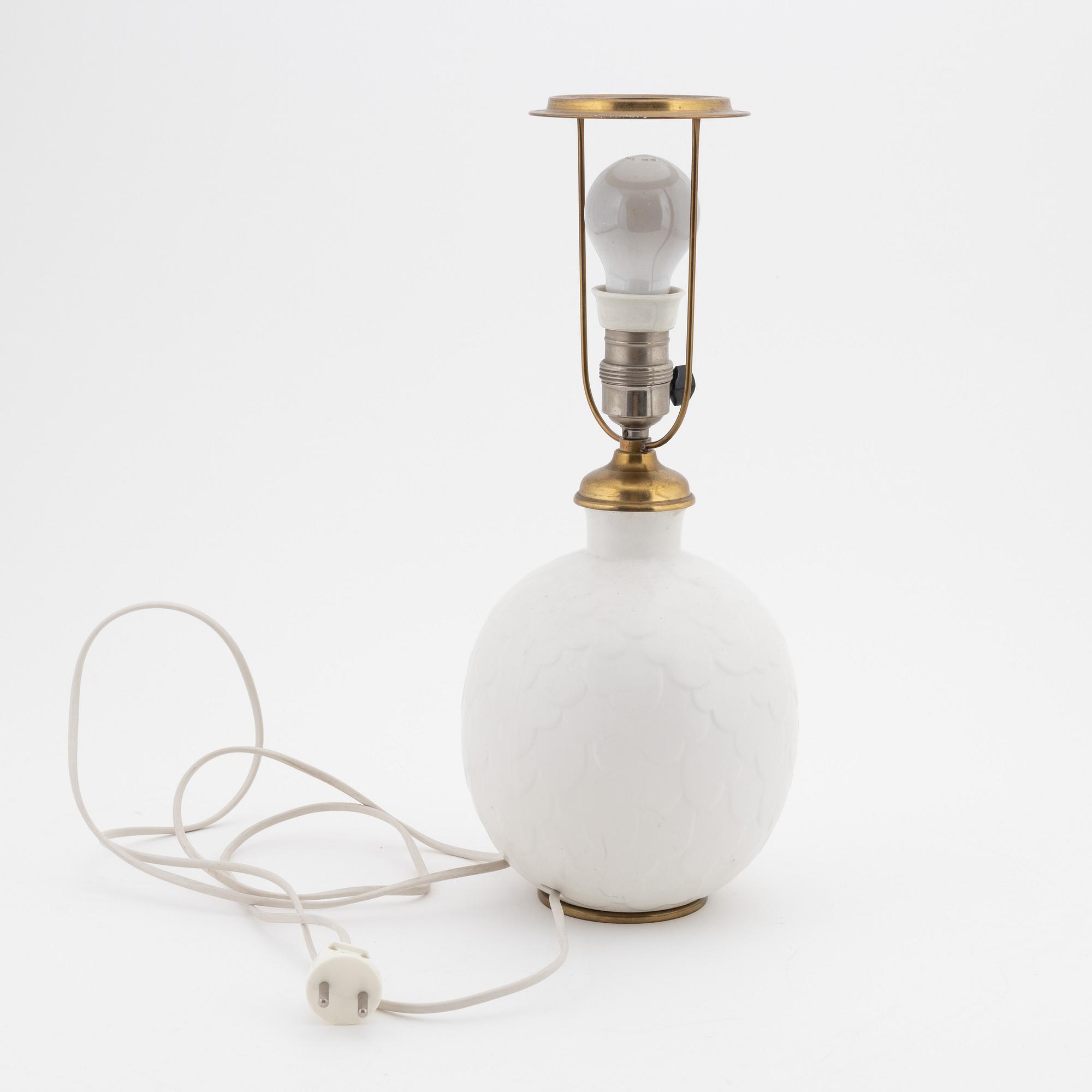 A Swedish Modern brass and enamel table lamp from Svenska Metallverken, 1940's.