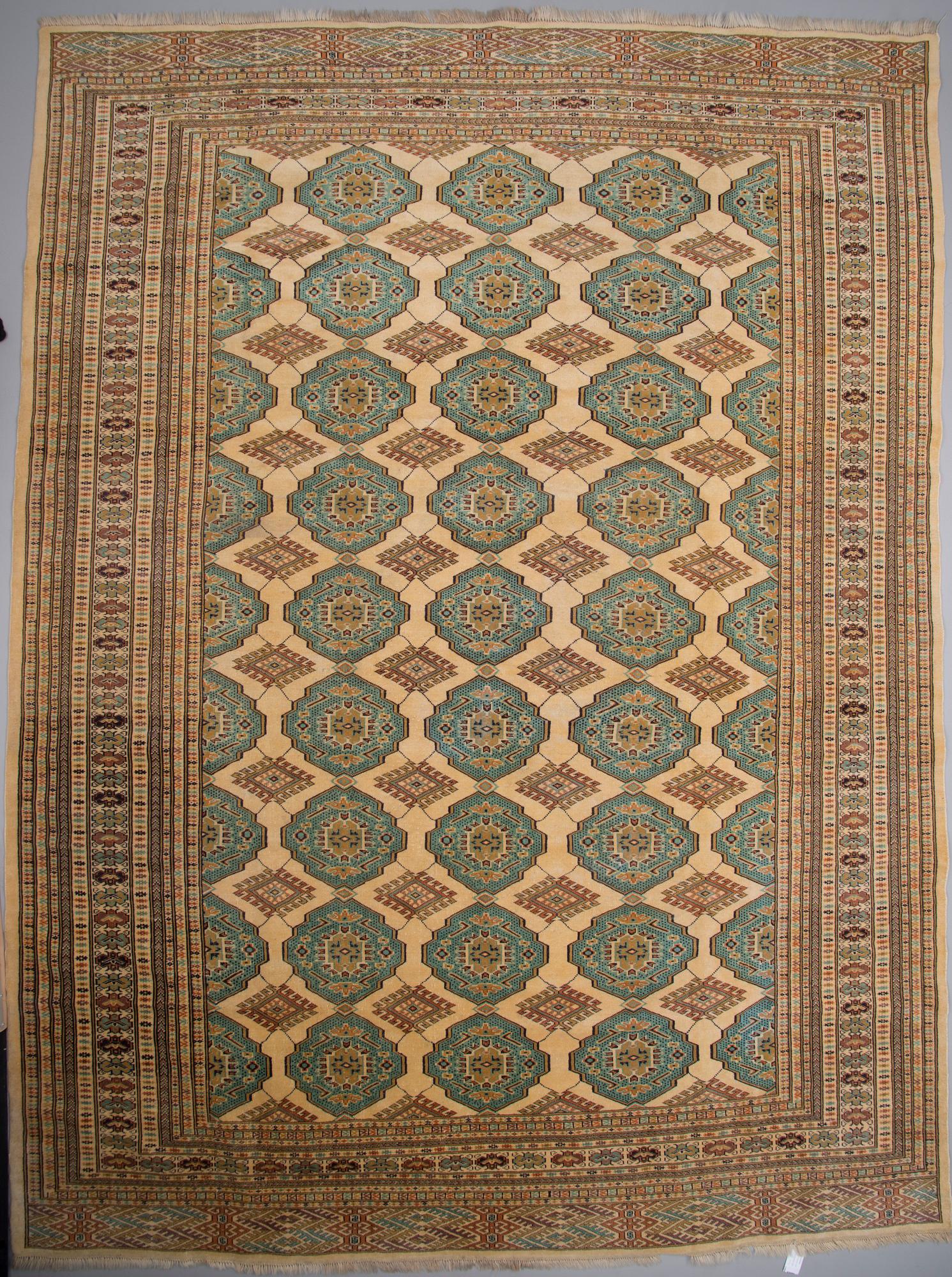 MATTA, Turkmen, Iran. Ca 330x240 cm.
