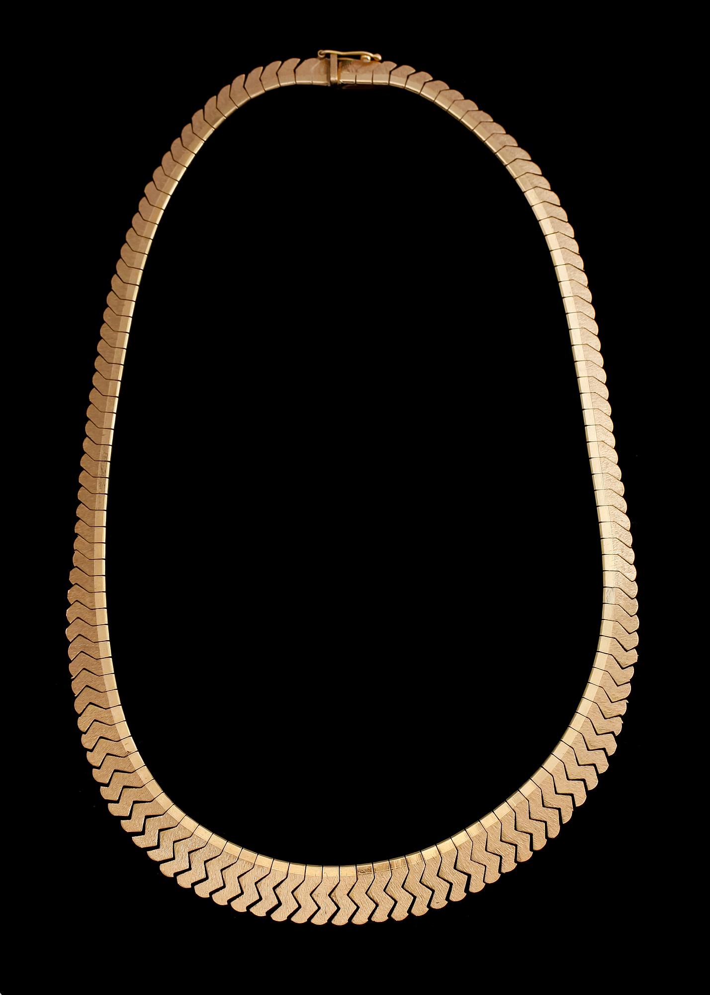 COLLIER, 18K guld. Vikt ca 34 g.