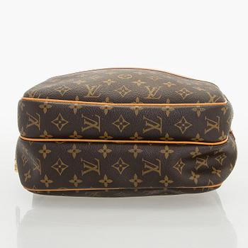 Louis Vuitton, a Monogram Canvas 'Reporter PM' shoulder bag.