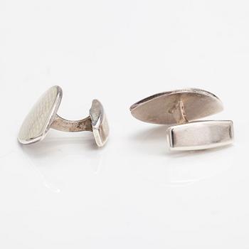 Pekka Piekäinen, A pair of sterling silver cufflinks "Marquise" with enamel. Platinoro, Turku 2008.