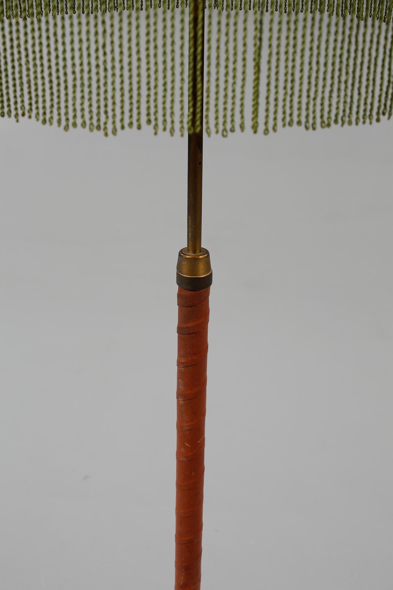 GOLVLAMPA, 1900-talets andra hälft.