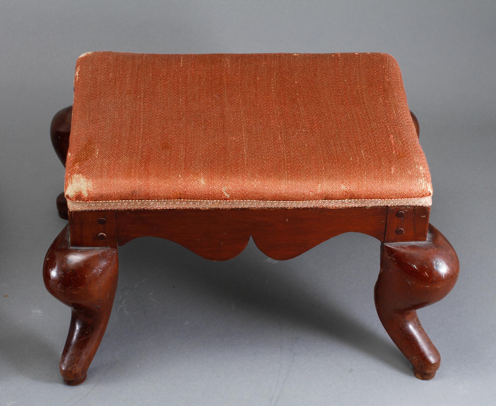 PALLAR, 2 st, barockstil, 1900-talets början.
