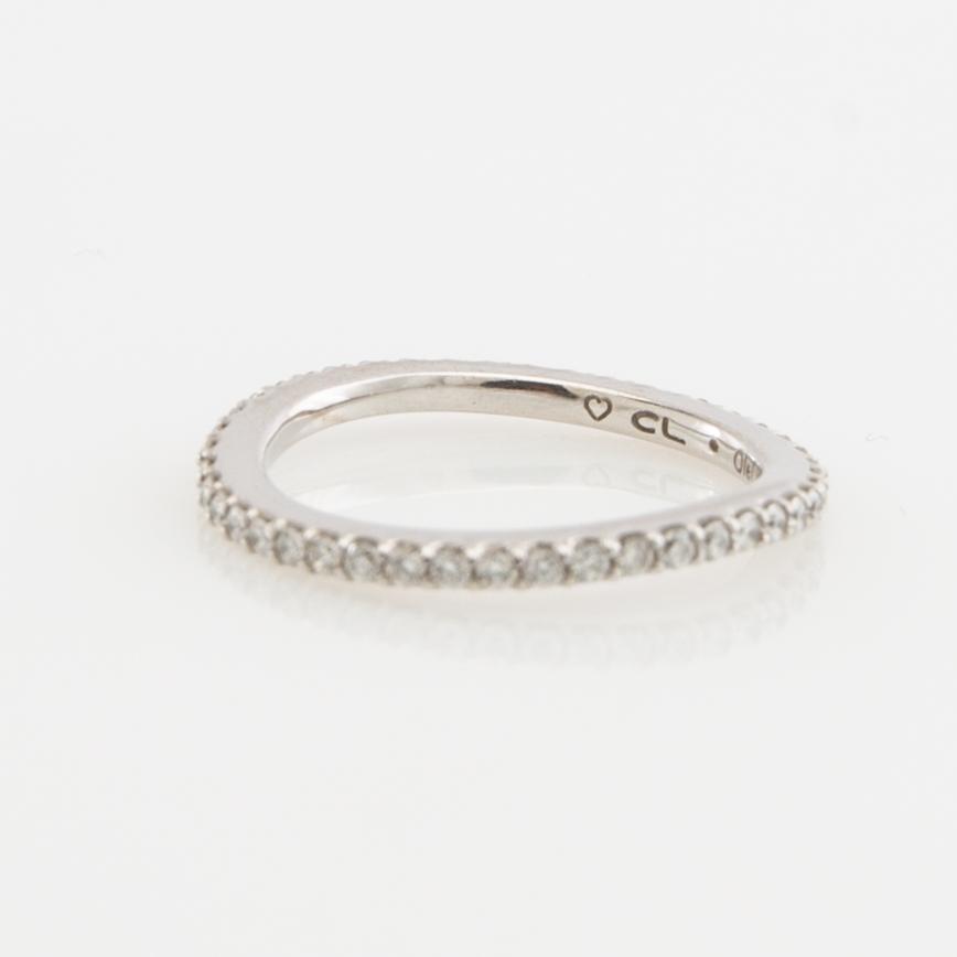 Ole Lynggaard, alliance ring, 18k white gold with brilliant-cut diamonds.