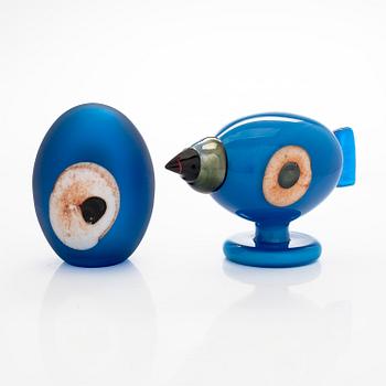 Oiva Toikka, A glas bird 'Turkey fowl' and glass egg 'Turkey Fowl Egg', second quality, signed O. T. II Nuutajärvi.