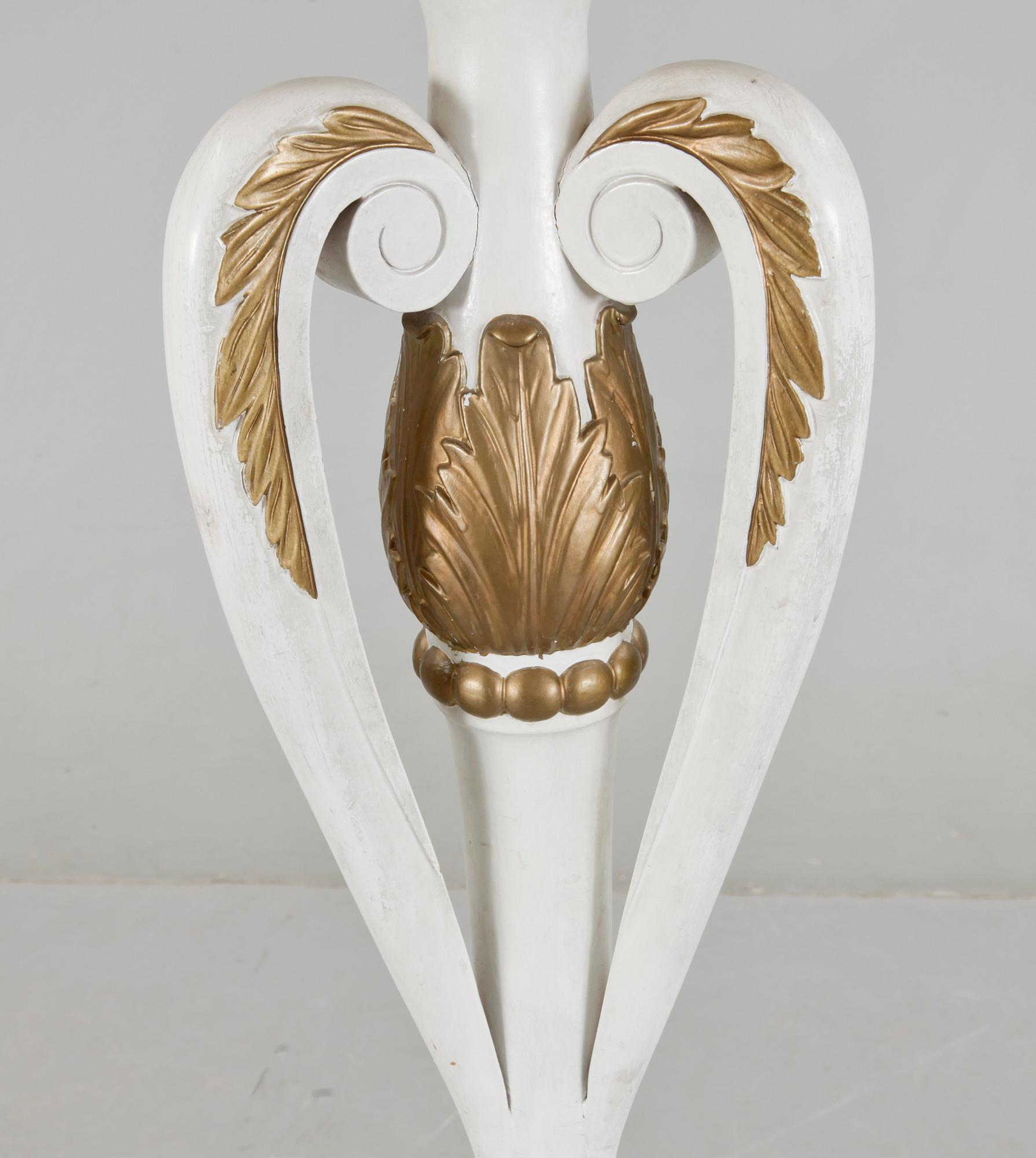 GOLVLAMPA, omkring sekelskiftet 1900.