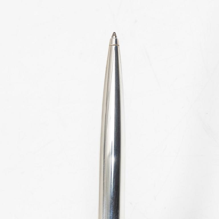 A Montblanc ballpoint pen, limited edition 'soulmakers for 100 years', 'Starwalker'.