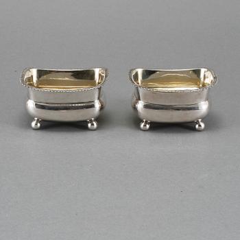 SKÅLAR, ett par, silver, Alice & George Burrows, London, 1809, vikt 184 g.