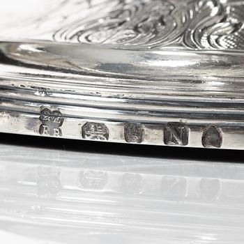 Rebecca Eames & Edward Barnard, a silver cup with lid, London, 1808.