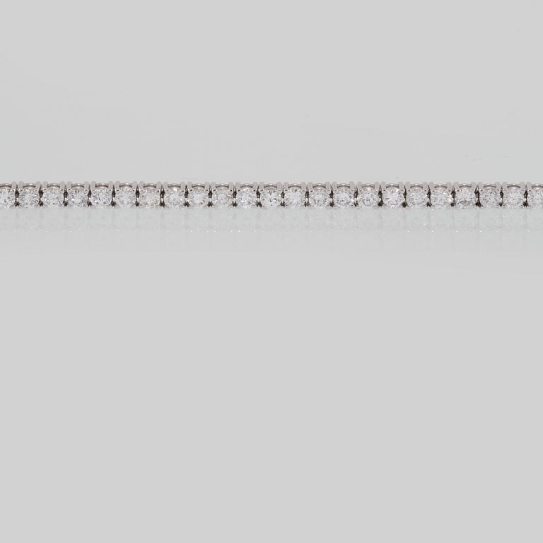 Diamantgradering, A diamond, 6.65 cts in total, bracelet.