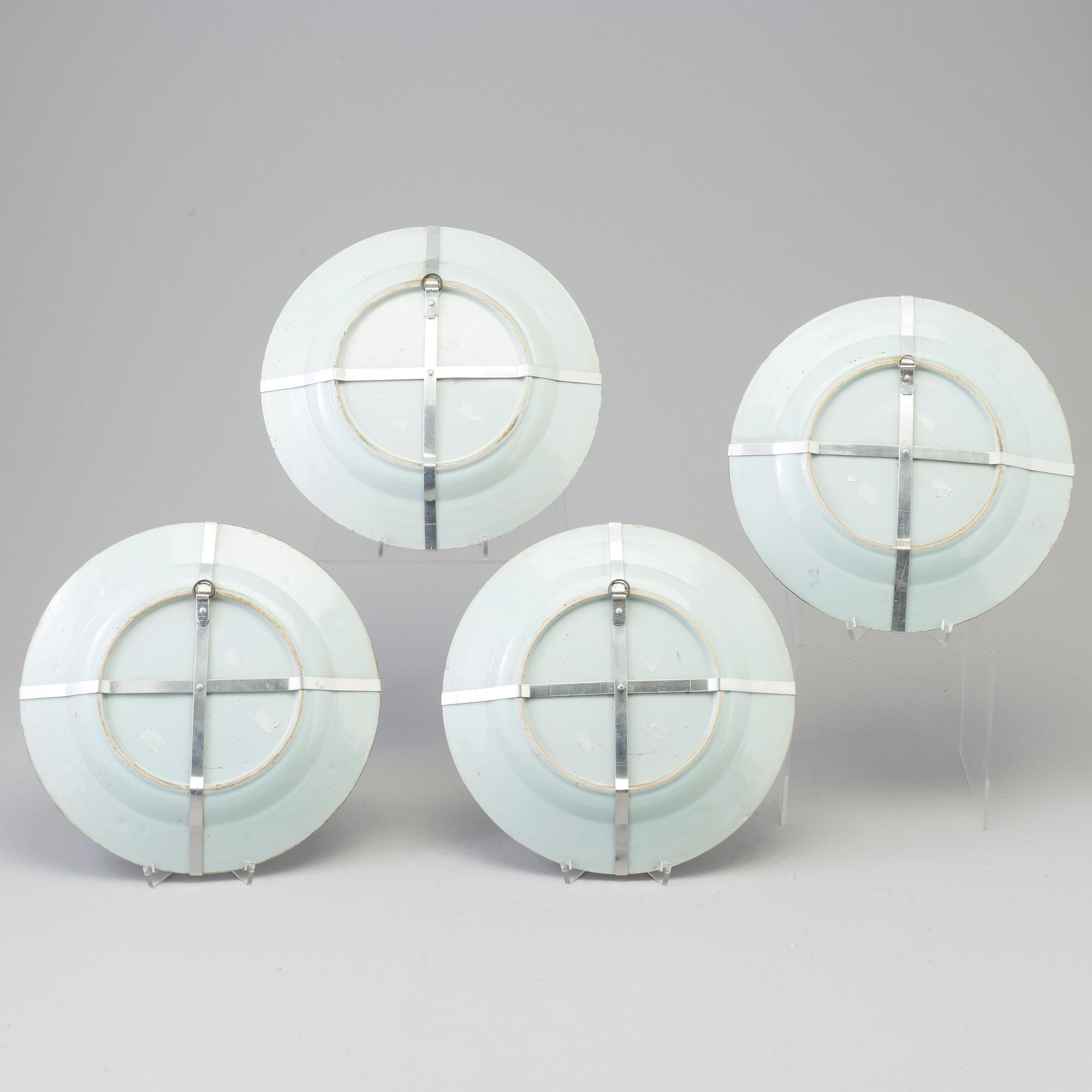 Four blue and white export porcelain dishes, Qing dynasty, Qianlong (1736-95).