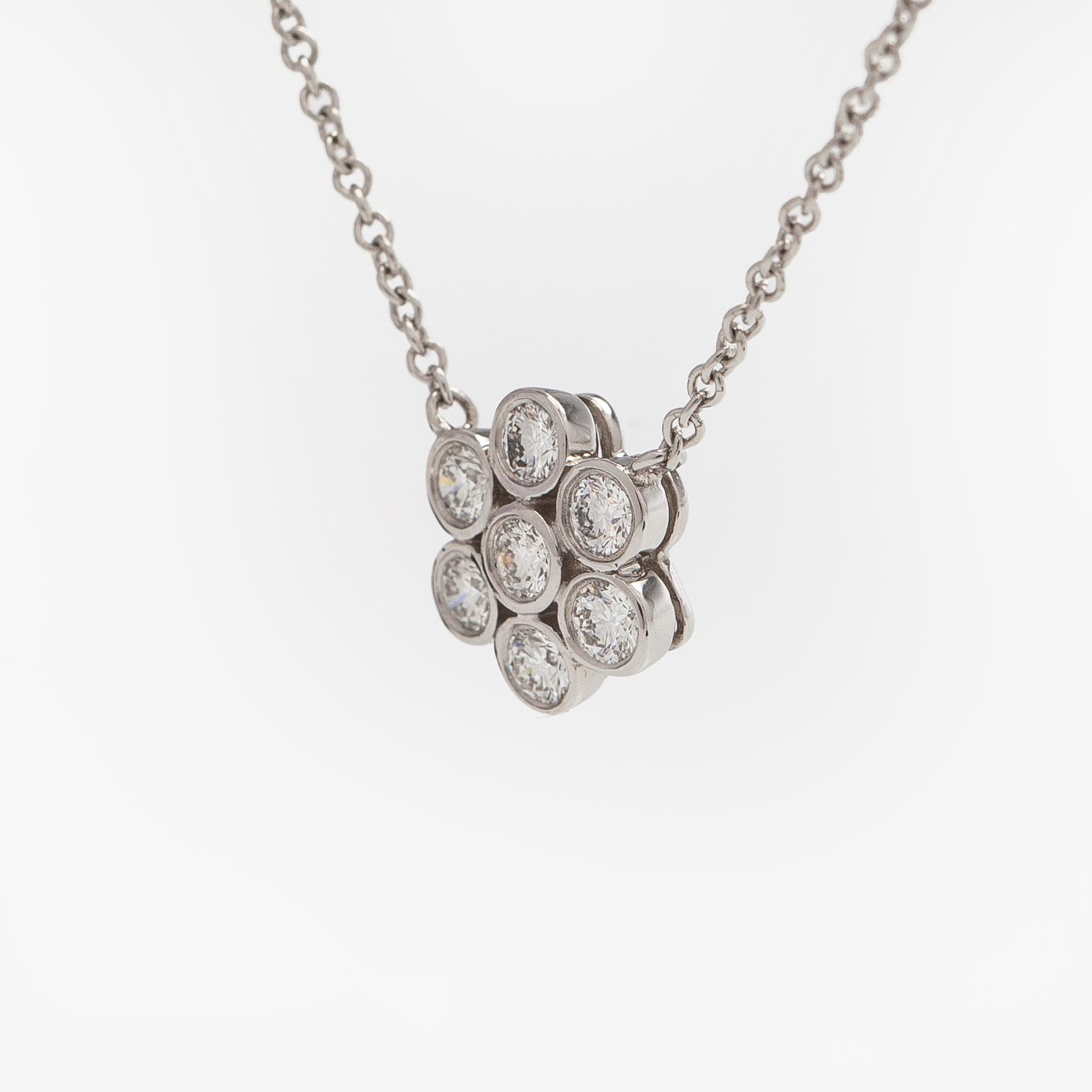 Tiffany & Co, kaulakoru, "Garden Flower", platinaa ja briljanttihiottuja timantteja.