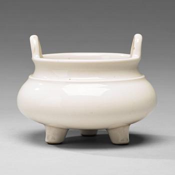 767. A blanc de chine censer, Qing dynasty, Kangxi (1662-1722).