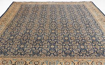 Matta, semiantik/old, Täbriz/Sarouk, ca 391 x 299 cm.