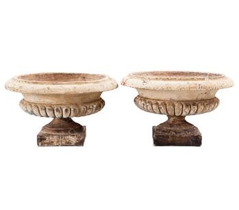 A pair of English 19th century stoneware garden urns.