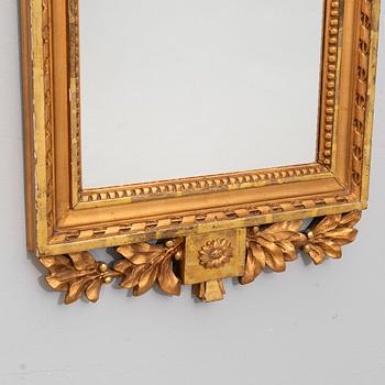 Spegel, sengustaviansk, omkring 1800.