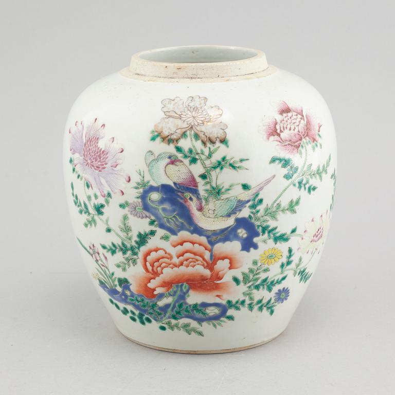 A Chinese porcelain vase from the 18th century Chien-Lung period.