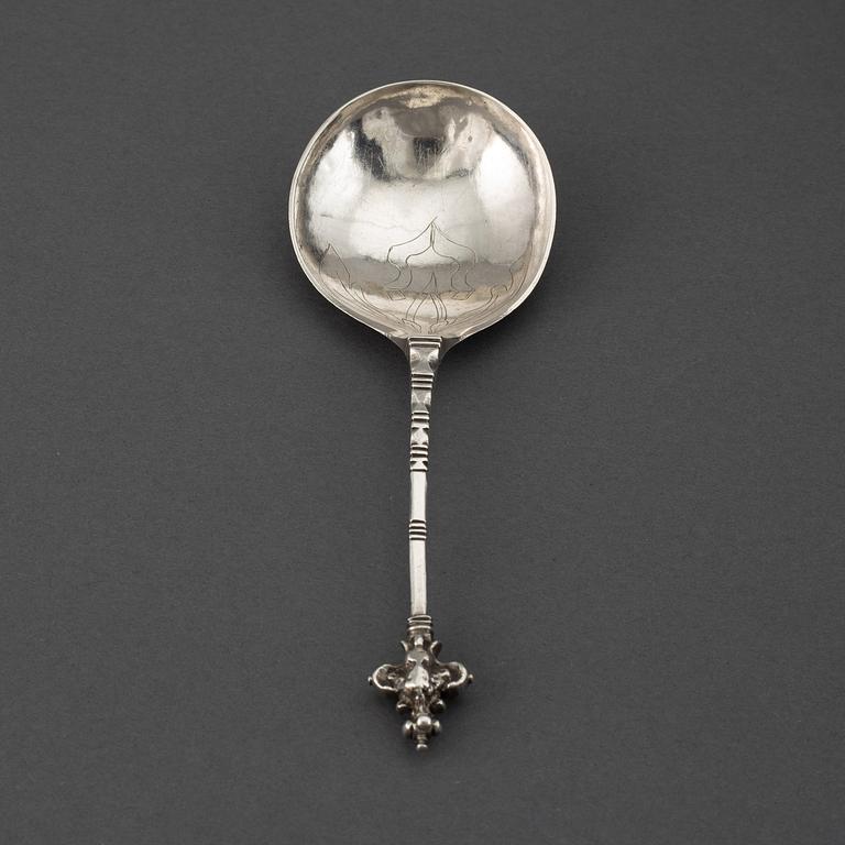 Bengt Collin, sked med dubbel kerubknopp, silver, Uppsala 1701.