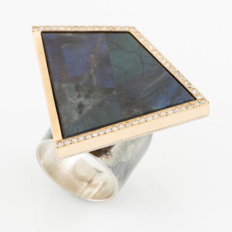 Jan-Christer Lundqvist, ring, sterling silver and gold with spectrolite and brilliant-cut diamonds, Skövde.