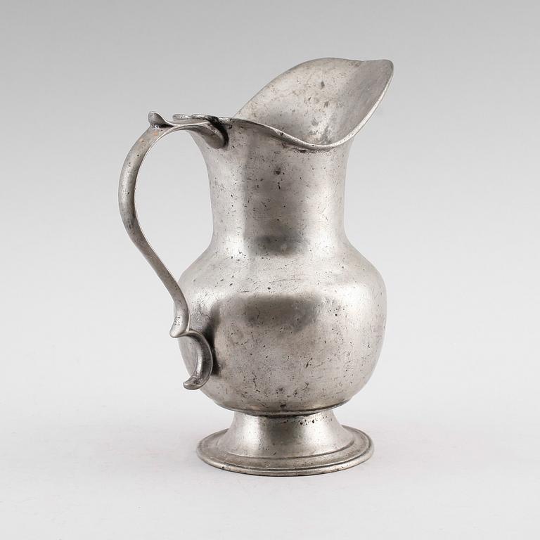 KANNA, tenn, empire, 1800-talets första hälft.