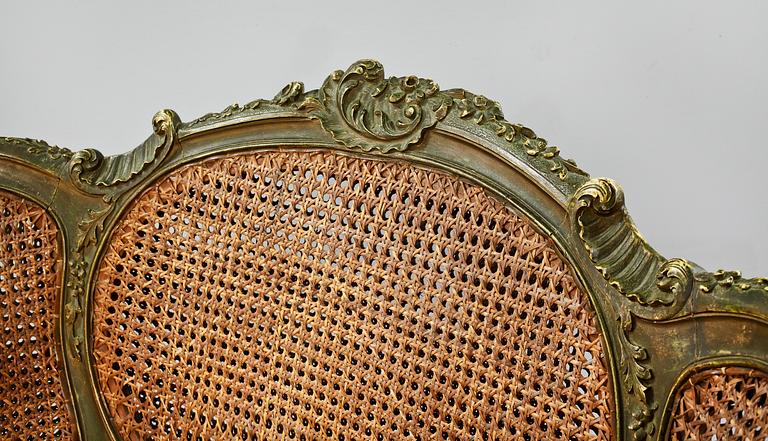 BERGÈRER, ett par, Louis XVI-stil, 1900-tal.