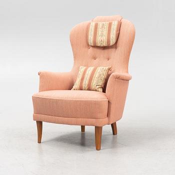 Carl Malmsten, Fåtölj, "Farmor". AB O.H. Sjögren, Tranås, 1984.