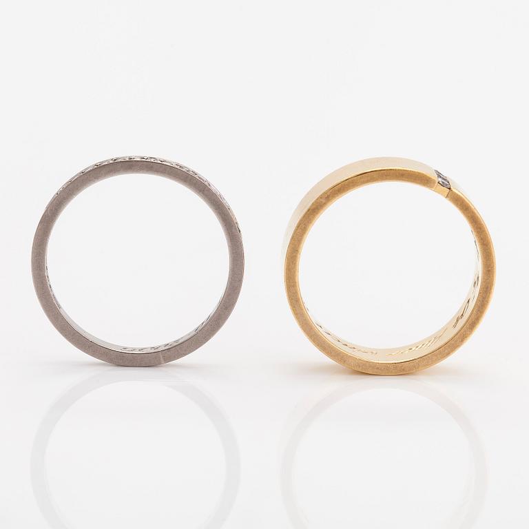 Engelbert, ringar, 2st, 18K guld och vitguld med briljantslipade diamanter, Stockholm, 2006.